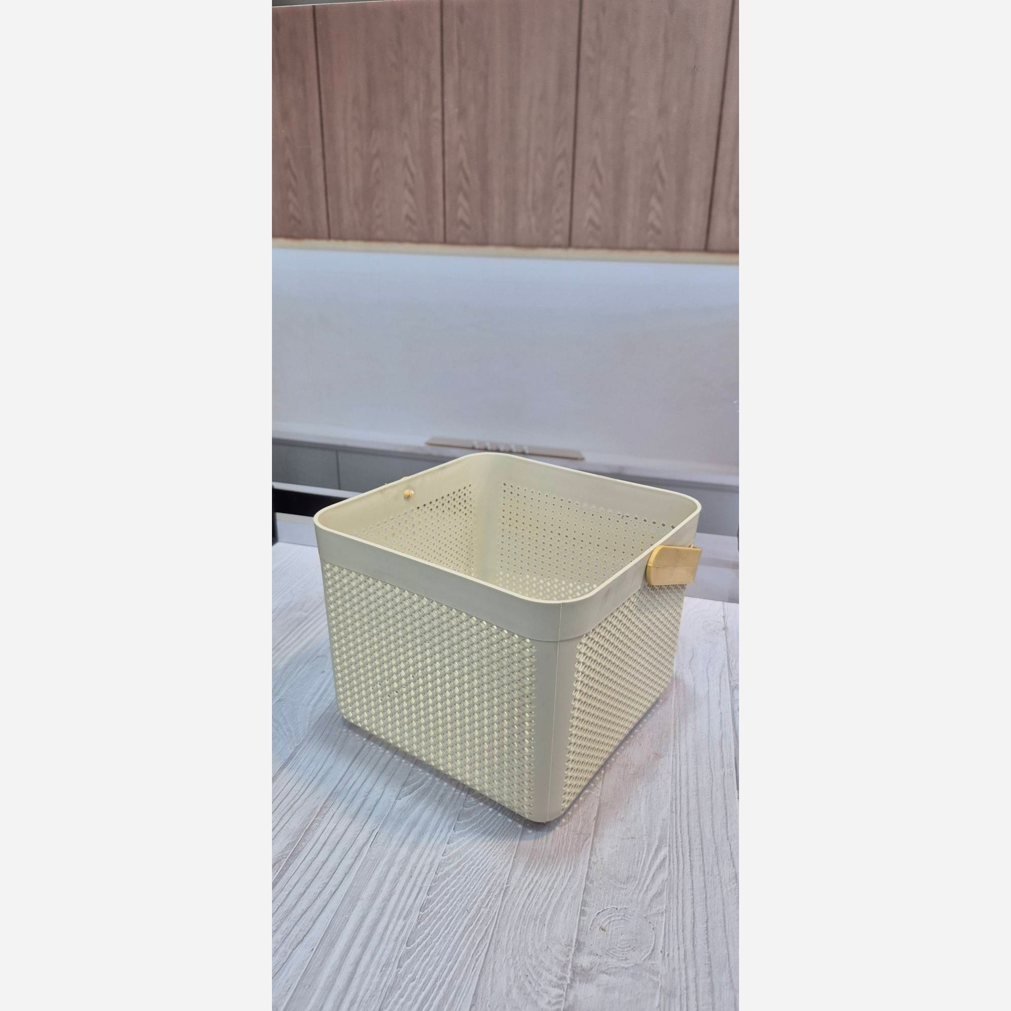 سبد 4گوش پیک نیک طرح ایکیا